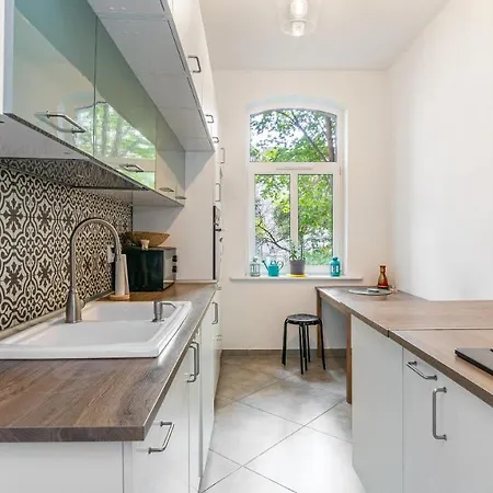 公寓 Venti Broniewskiego 1 *