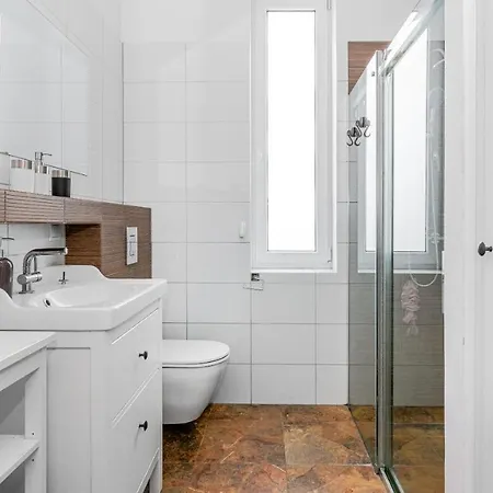 Διαμέρισμα Venti Broniewskiego 1