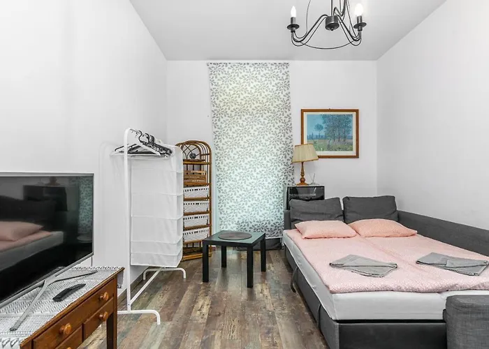 Venti Broniewskiego 1 公寓 *